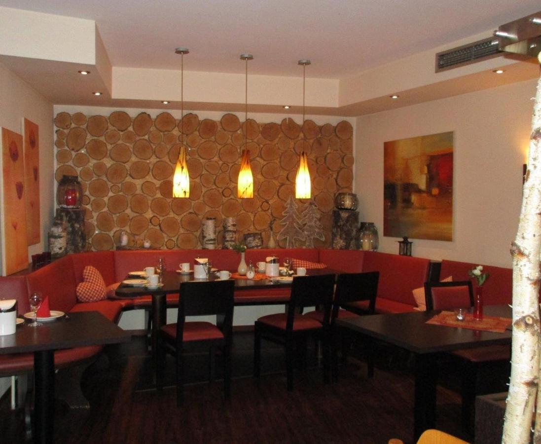 Hotel Garni Cafe Raepple Bad Peterstal-Griesbach Ngoại thất bức ảnh