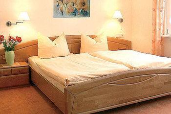 Hotel Garni Cafe Raepple Bad Peterstal-Griesbach Ngoại thất bức ảnh